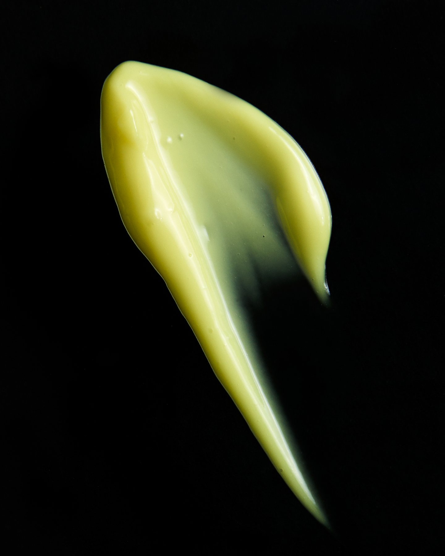 Texture of Pavise Tensor Neck Lift retinal neck concentrate